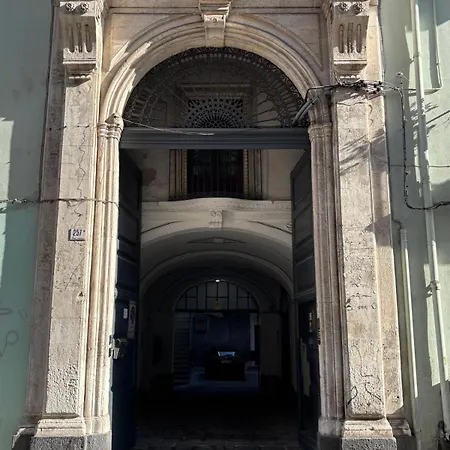 Mimi Lejlighed Catania